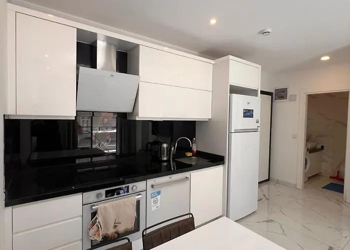 Апартаменти Sa Apartments! Cleopatra Duplex With Terrace *