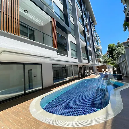 Apartment Family Near Cleopatra *
